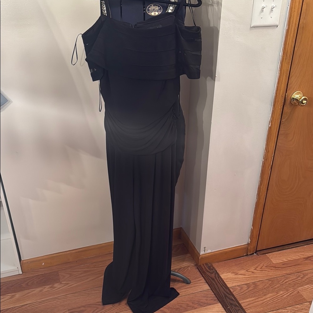 Elegant Black Evening Dress